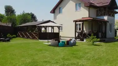 Современная усадьба с сауной, хамамом и бассейном