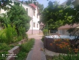 Оренда будинку на день народження з басейном і сауною для великої компанії до 45 чол фото №4
