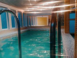 Оренда будинку на день народження з басейном і сауною для великої компанії до 45 чол фото №3