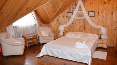 Favor Park Hotel