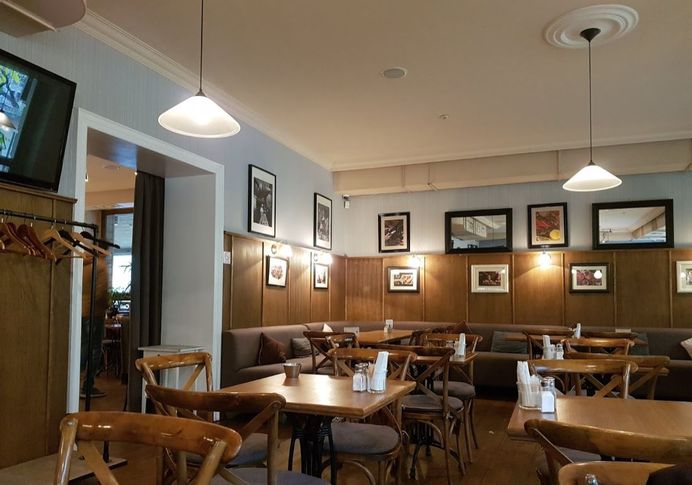 Very Well Cafe фото