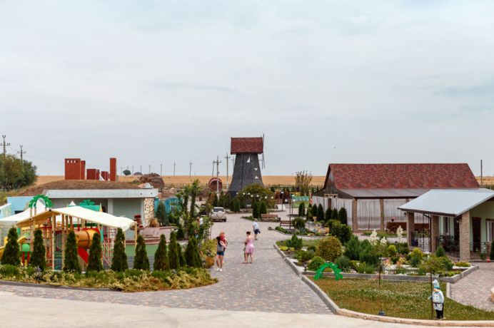 Заміський комплекс «Еколандія» фото