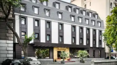 Premier Geneva Hotel