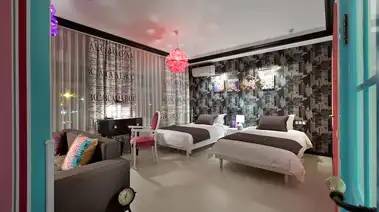 Отель "Baden Baden"