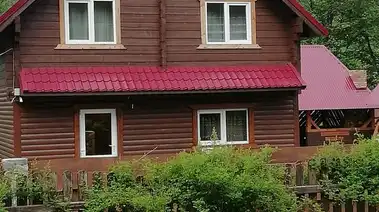 Коттедж на берегу озера в украинском этно стиле с бассейном и релакс зоной