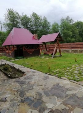 Будинок під горою, Яремче фото №2