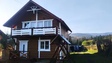 Отель в Полянице