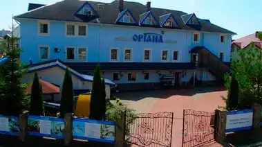 Отель в Полянице