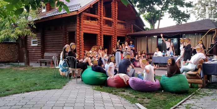 Будинок з чаном, еко дворик, альтанка, лазня, озеро – для 10-15 гостей фото