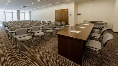 Конференц-зал в укрытии на минус первом этаже в Одессе