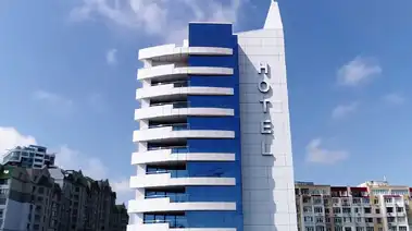Premier Geneva Hotel