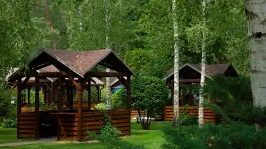 Аренда беседки закрытая с бассейном. Речка, пляж, рыбалка