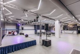 Нова локація зі сценою для заходів у центрі Києва фото №3