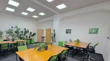 Оазис Івент Холл (Oasis Event Hall)