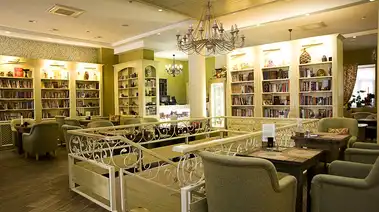 Very Well Cafe